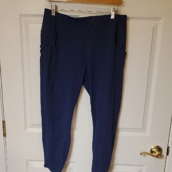 Navy Blue Leggings with Textured Stretch Fabric Wide Waistband Perforated Side - Picture 1 of 9